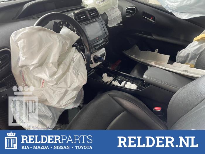 Toyota Prius 1.8 16V Hybrid Skrotfordon (2018, ROOD 3T7)