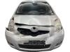 Toyota Yaris II 1.33 16V Dual VVT-I Skrotfordon (2011, GRIJS 1E7)