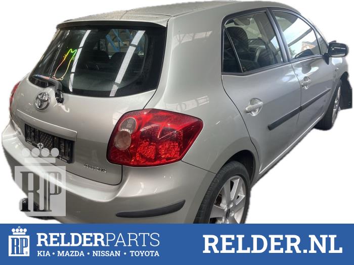 Toyota Auris 1.6 Dual VVT-i 16V Skrotfordon (2009, GRIJS 1C0)