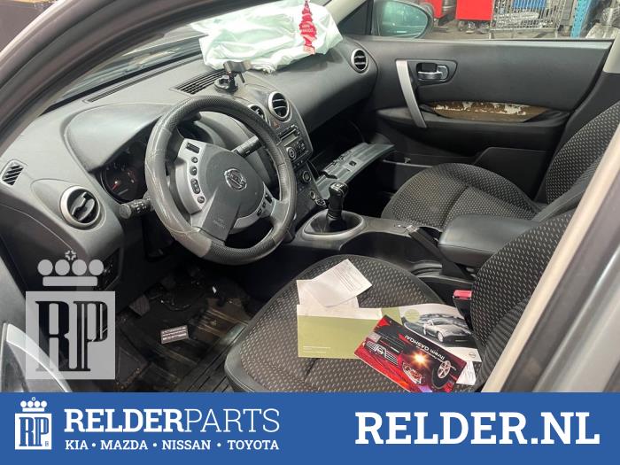 Nissan Qashqai 1.6 16V Skrotfordon (2007, GRIJS KY0)