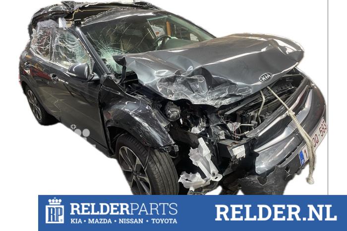 Kia Stonic 1.4 MPI 16V Skrotfordon (2019, GRIJS ABT)