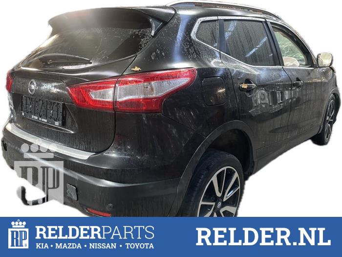Nissan Qashqai 1.6 DIG-T 163 16V Sloopvoertuig (2017, Zwart)