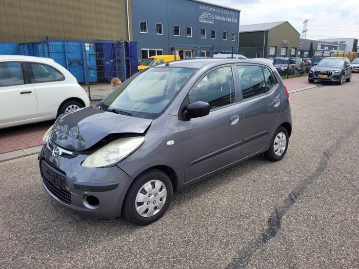 Hyundai i10 1.1i 12V Sloopvoertuig (2009, Grijs)