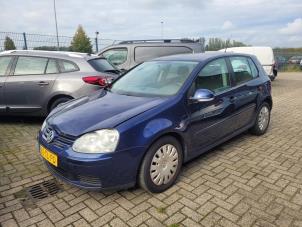 Volkswagen Golf V 1.6 FSI 16V  (Skrot)
