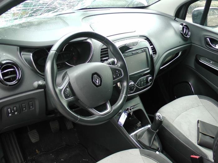 Renault Captur 0.9 Energy TCE 12V Sloopvoertuig (2017, Grijs)