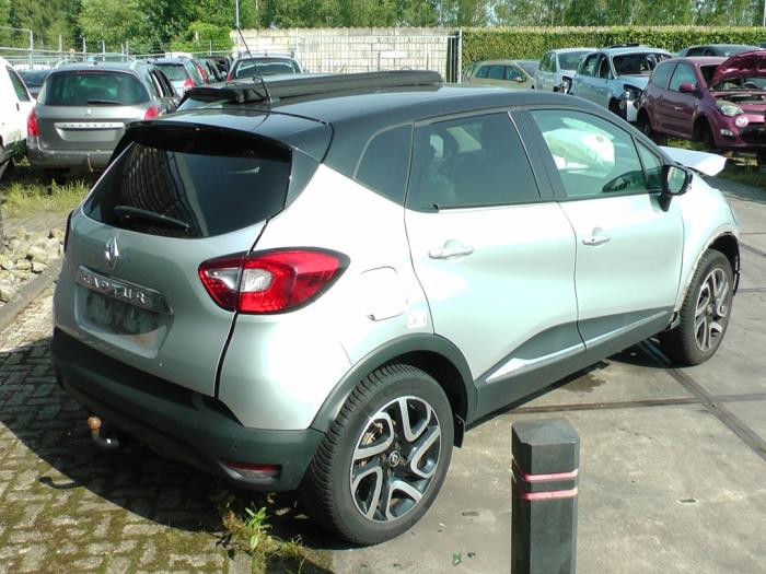 Renault Captur 1.2 TCE 16V EDC Sloopvoertuig (2017, Grijs)