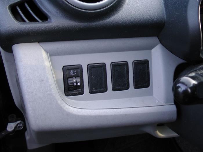 Nissan Pixo 1.0 12V Sloopvoertuig (2009, Zwart)