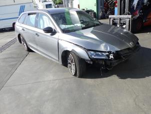 Skoda Octavia Combi 2.0 TDI GreenTec 16V  (Skrot)