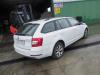 Skoda Octavia Combi 1.6 TDI 16V Skrotfordon (2020, WIT)