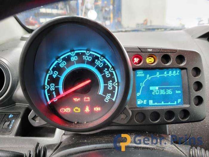 Chevrolet Spark 1.0 16V Bifuel Skrotfordon (2013, ZWART)