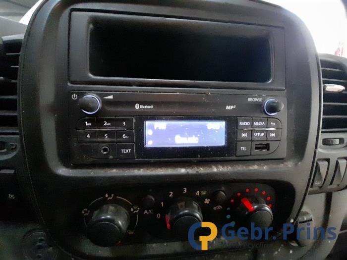 Opel Vivaro 1.6 CDTI BiTurbo 120 Sloopvoertuig (2016, Graniet)