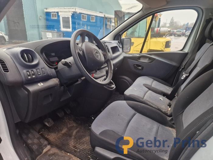 Opel Vivaro 1.6 CDTI BiTurbo 120 Sloopvoertuig (2016, Graniet)