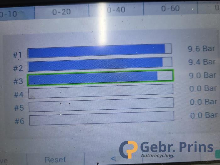 Peugeot 208 I 1.2 12V e-THP PureTech 110 Skrotfordon (2015, GRIJS)