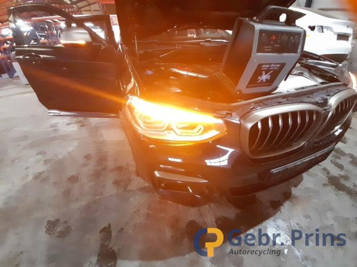 BMW X4 M40i 3.0 TwinPower Turbo 24V Skrotfordon (2021, DONKER BLAUW)