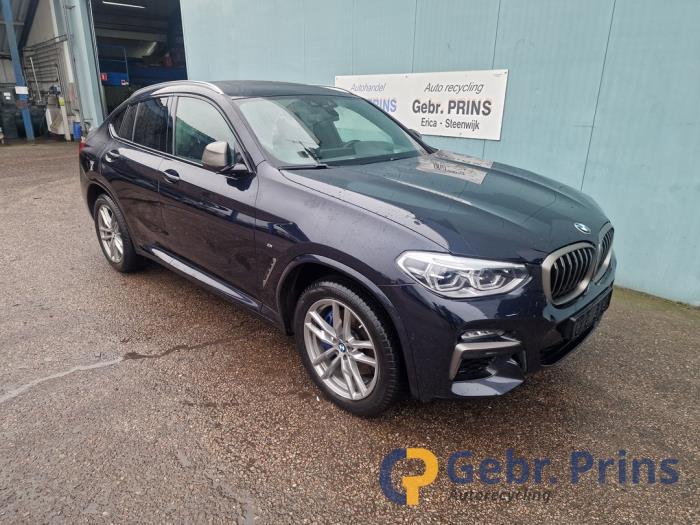 BMW X4 M40i 3.0 TwinPower Turbo 24V Skrotfordon (2021, DONKER BLAUW)