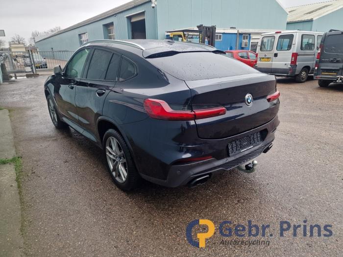 BMW X4 M40i 3.0 TwinPower Turbo 24V Skrotfordon (2021, DONKER BLAUW)