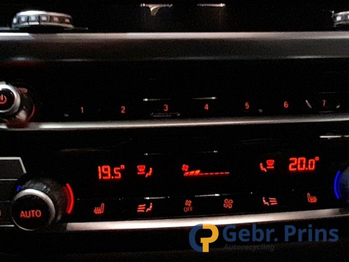 BMW X4 M40i 3.0 TwinPower Turbo 24V Skrotfordon (2021, DONKER BLAUW)