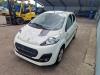 Peugeot 107 1.0 12V Skrotfordon (2013, WIT)