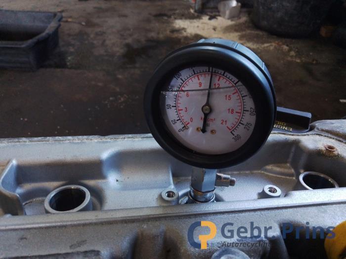 Suzuki SX4 1.6 16V VVT Comfort,Exclusive Autom. Samochód złomowany (2007, Pomaranczowy)