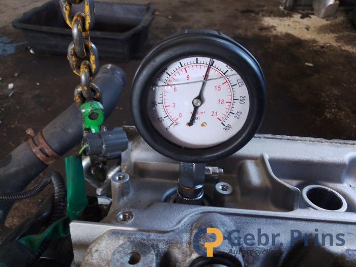 Suzuki SX4 1.6 16V VVT Comfort,Exclusive Autom. Samochód złomowany (2007, Pomaranczowy)