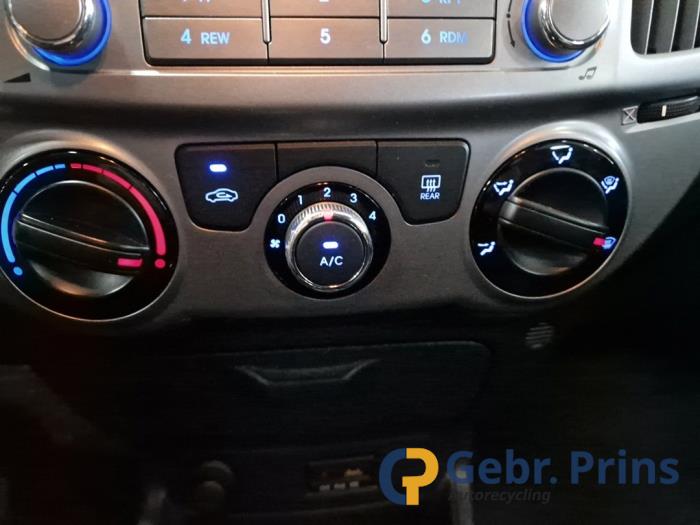 Hyundai i20 1.1 CRDi VGT 12V Skrotfordon (2014, WIT)