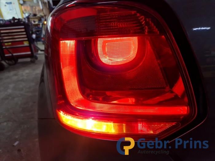 Volkswagen Polo V 1.2 12V BlueMotion Technology Skrotfordon (2010, GRIJS)