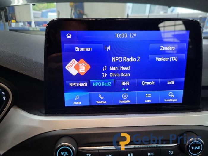 Ford Focus 4 Wagon 1.0 Ti-VCT EcoBoost 12V 100 Skrotfordon (2020, ZWART)