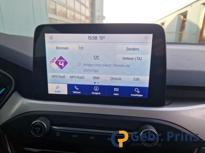 Ford Focus 4 Wagon 1.0 Ti-VCT EcoBoost 12V 100 Skrotfordon (2020, ZWART)