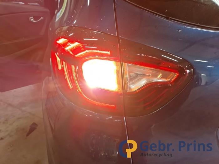 Renault Captur 1.2 TCE 16V EDC Sloopvoertuig (2018, Blauw)