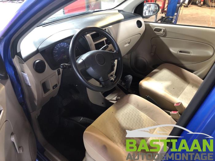 Daihatsu Cuore 1.0 12V DVVT Skrotfordon (2006, BLAUW)