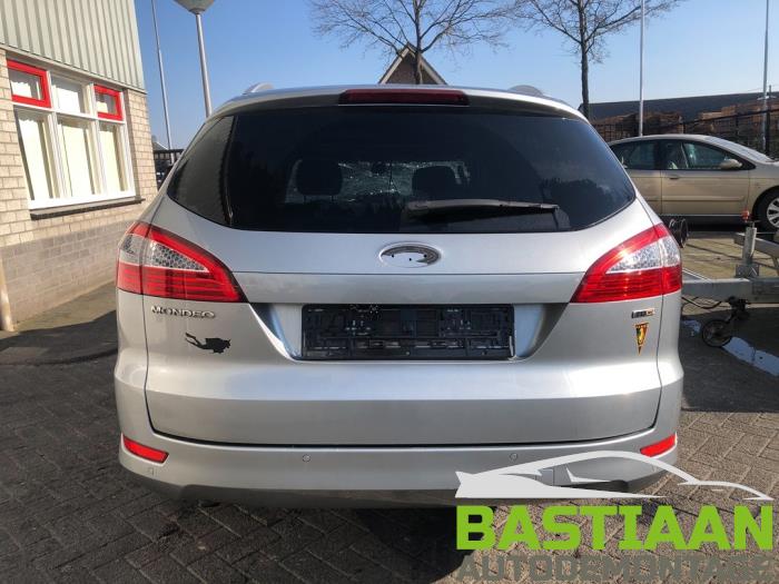 Ford Mondeo IV Wagon 1.6 TDCi 16V Sloopvoertuig (2012, Zilver)