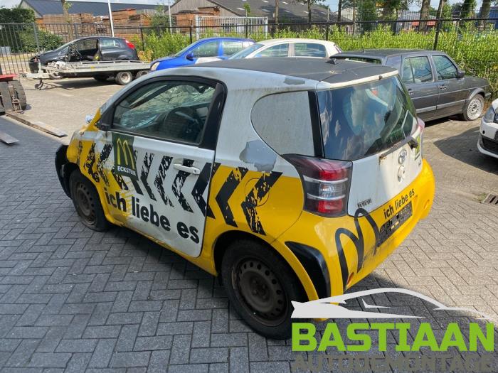 Toyota iQ 1.0 12V VVT-i Skrotfordon (2014)