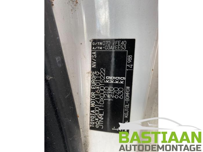 Toyota iQ 1.0 12V VVT-i Skrotfordon (2014)