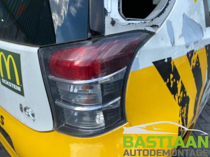 Toyota iQ 1.0 12V VVT-i Skrotfordon (2014)