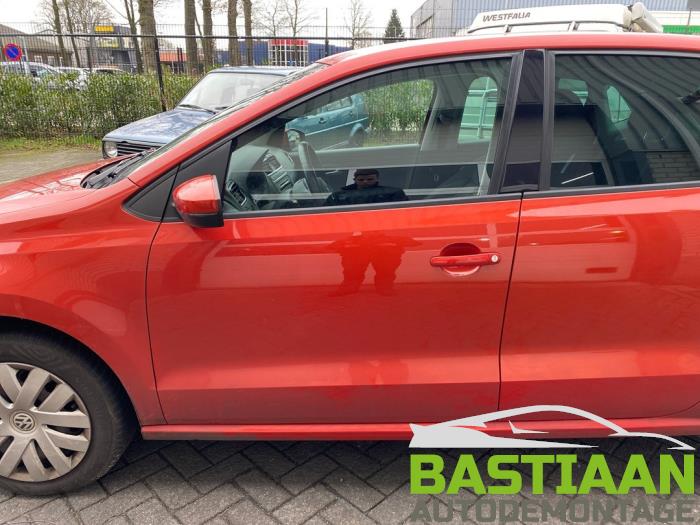 Volkswagen Polo V 1.6 TDI 16V 90 Skrotfordon (2010, ORANJE)