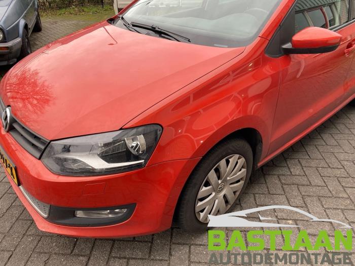 Volkswagen Polo V 1.6 TDI 16V 90 Skrotfordon (2010, ORANJE)