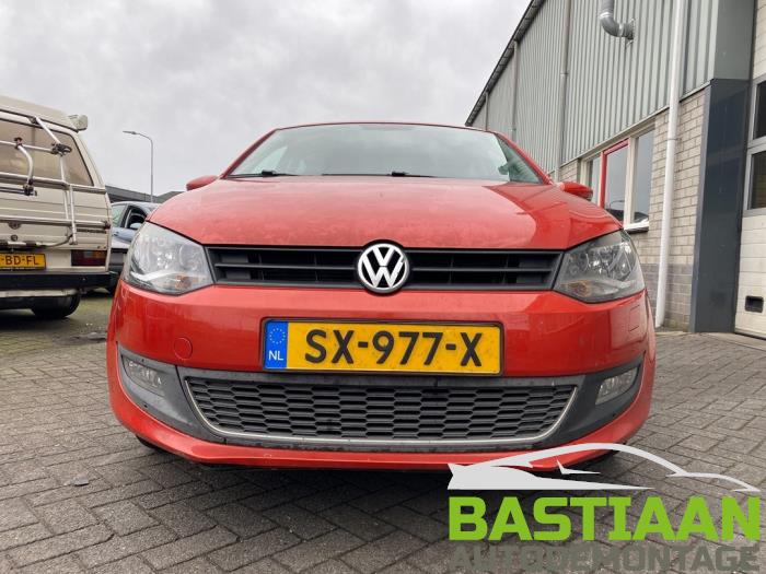 Volkswagen Polo V 1.6 TDI 16V 90 Skrotfordon (2010, ORANJE)
