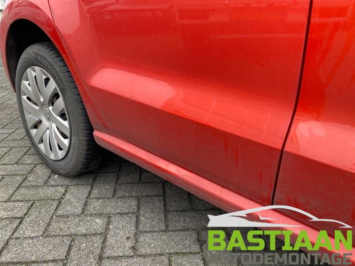 Volkswagen Polo V 1.6 TDI 16V 90 Skrotfordon (2010, ORANJE)