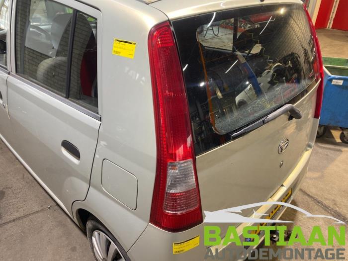 Daihatsu Cuore 1.0 12V DVVT Sloopvoertuig (2003, Beige)