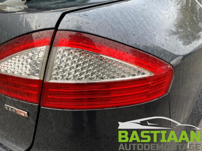 Ford Mondeo IV 2.0 TDCi 140 16V Sloopvoertuig (2011, Grijs)