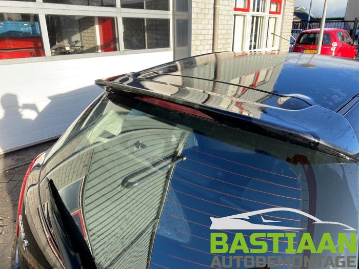 Mazda 2 1.3 16V S-VT Skrotfordon (2010, ZWART)