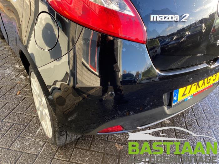 Mazda 2 1.3 16V S-VT Skrotfordon (2010, ZWART)