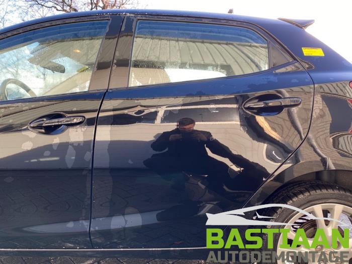 Mazda 2 1.3 16V S-VT Skrotfordon (2010, ZWART)