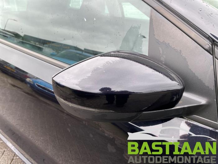 Volkswagen Polo V 1.2 TDI 12V BlueMotion Skrotfordon (2011, ZWART)