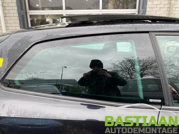 Volkswagen Polo V 1.2 TDI 12V BlueMotion Skrotfordon (2011, ZWART)