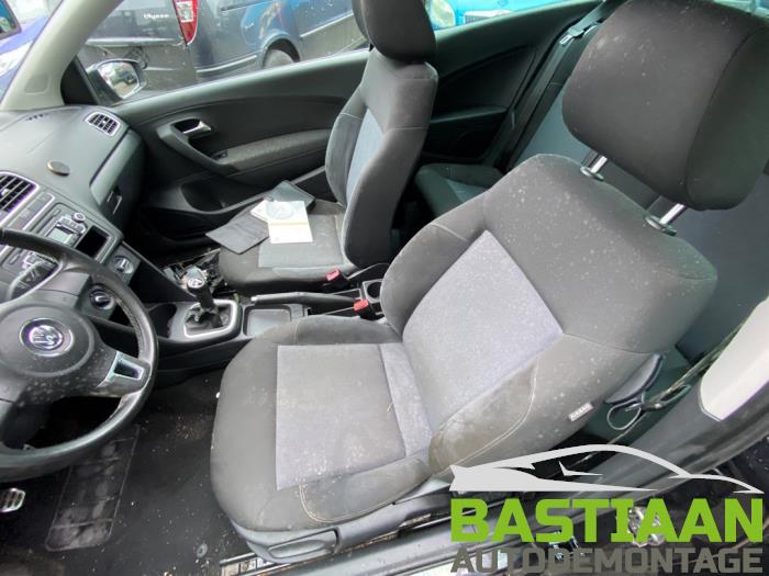 Volkswagen Polo V 1.2 TDI 12V BlueMotion Skrotfordon (2011, ZWART)