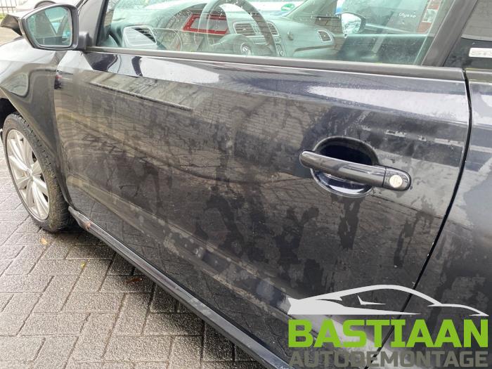 Volkswagen Polo V 1.2 TDI 12V BlueMotion Skrotfordon (2011, ZWART)