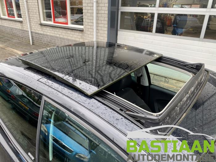 Volkswagen Polo V 1.2 TDI 12V BlueMotion Skrotfordon (2011, ZWART)