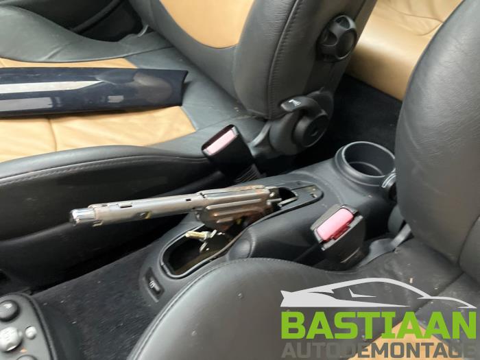 Mini Mini One/Cooper 1.6 16V Cooper Skrotfordon (2002, ZWART)