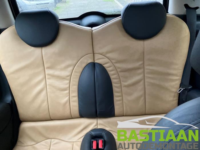 Mini Mini One/Cooper 1.6 16V Cooper Skrotfordon (2002, ZWART)